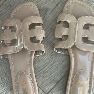 Brand new never worn Sam Edelman slides!